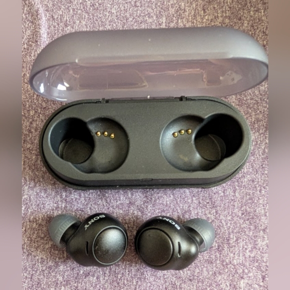 Sony WF-C500 Wireless Earbuds - Black - Picture 8 of 8